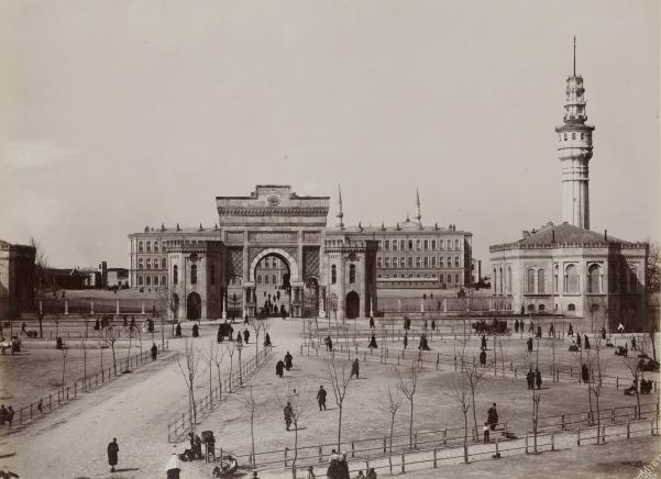 Beyazıt Meydanı Çevre Düzenleme İnşaatı