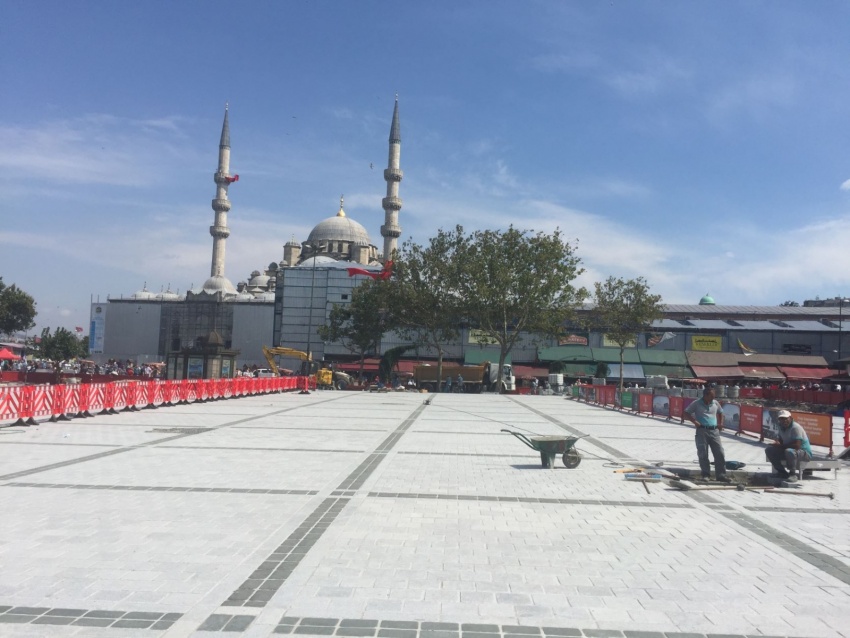 Eminönü Meydanı ve Yakın Çevresi Düzenleme İnşaatı